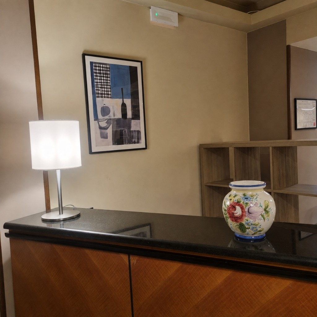 Dettaglio del banco reception